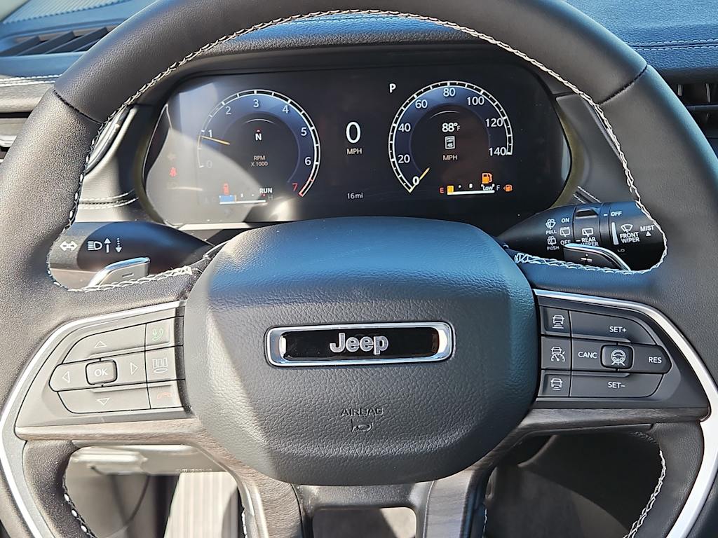 Thumbnail: 2026 Jeep Grand Cherokee - 22