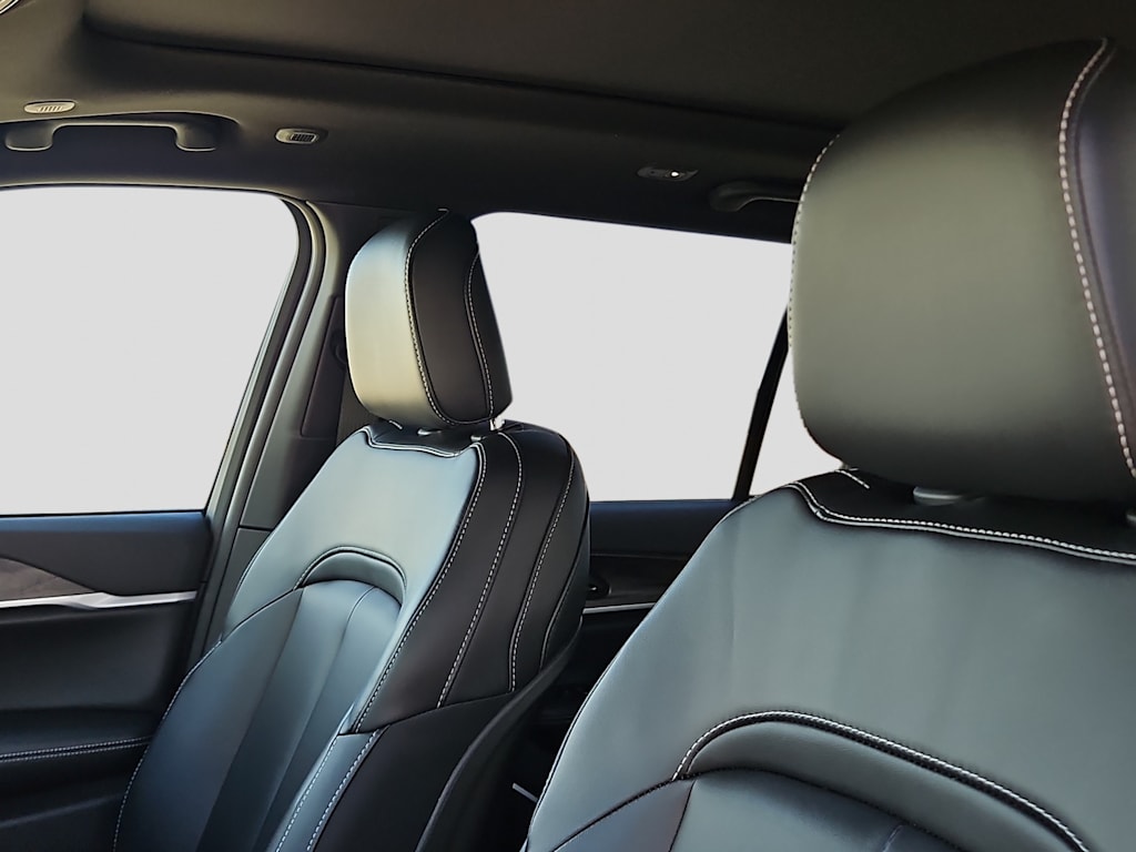 Thumbnail: 2026 Jeep Grand Cherokee - 8