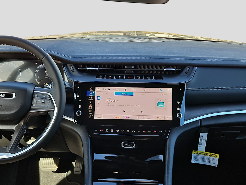 Thumbnail: 2026 Jeep Grand Cherokee - 11