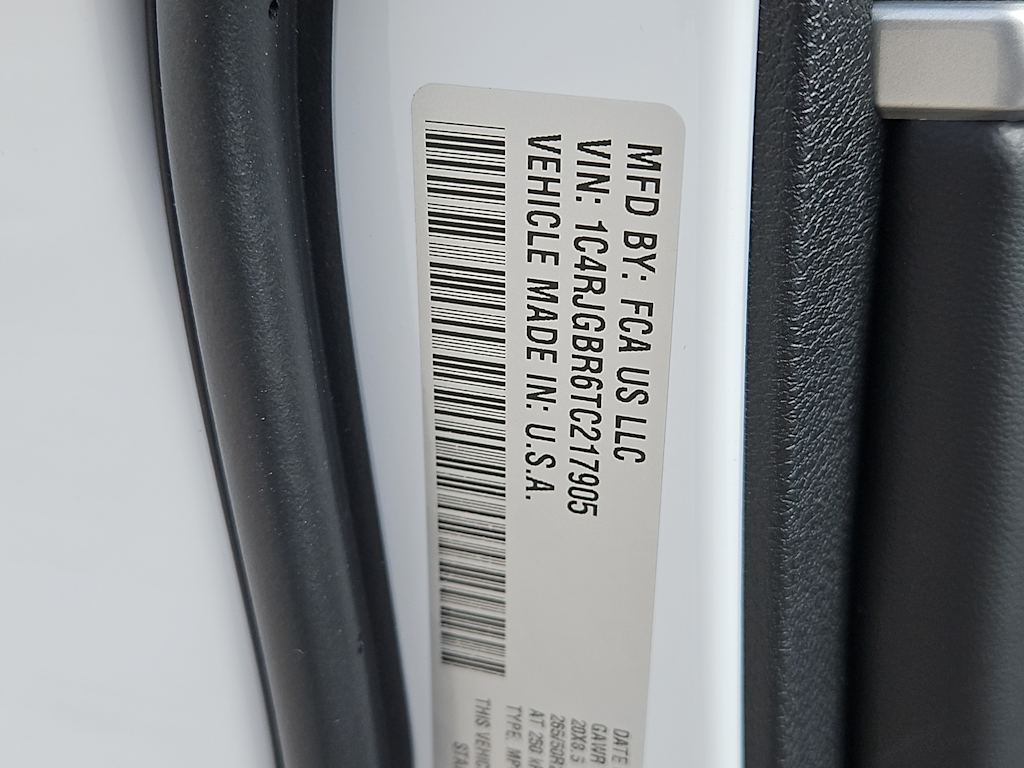 Thumbnail: 2026 Jeep Grand Cherokee - 15