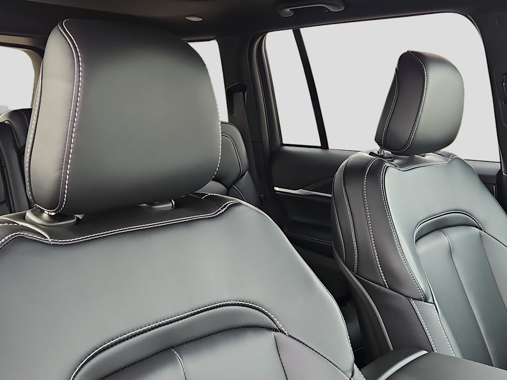 Thumbnail: 2026 Jeep Grand Cherokee - 9