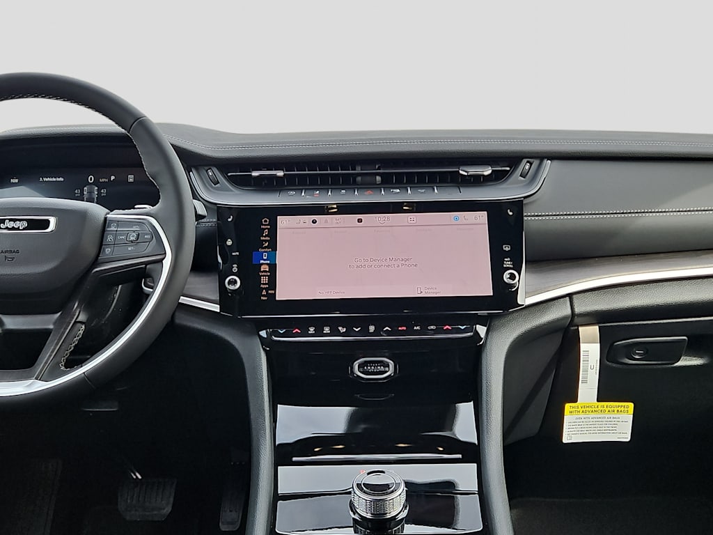 Thumbnail: 2026 Jeep Grand Cherokee - 8