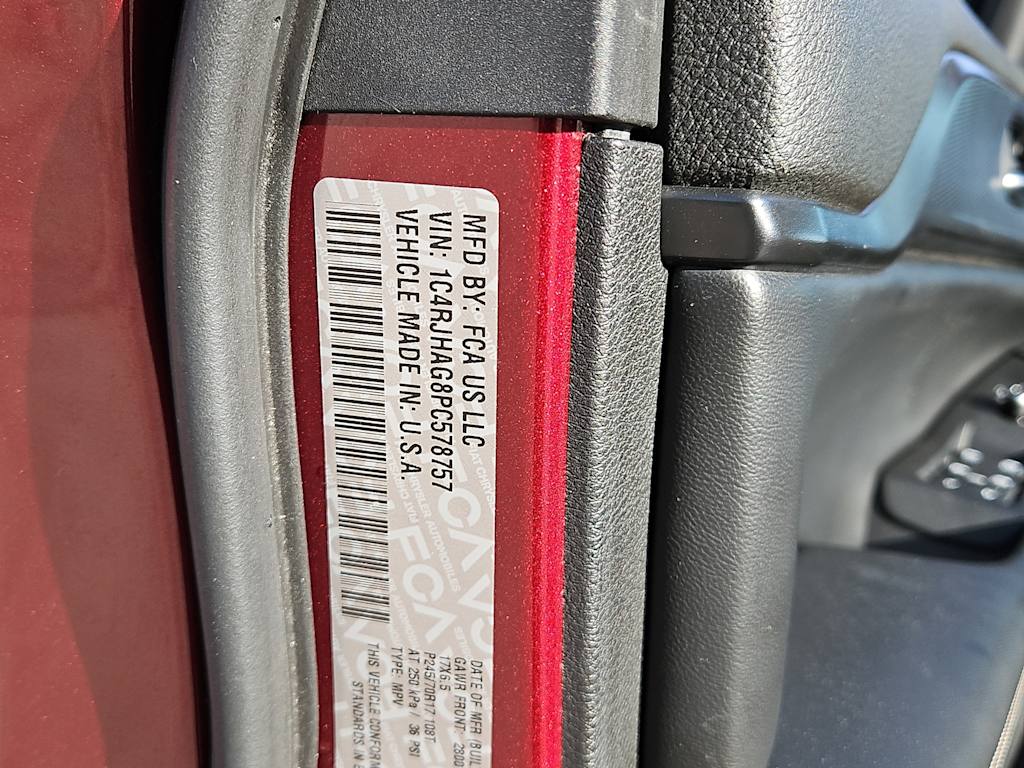 Thumbnail: 2023 Jeep Grand Cherokee - 18