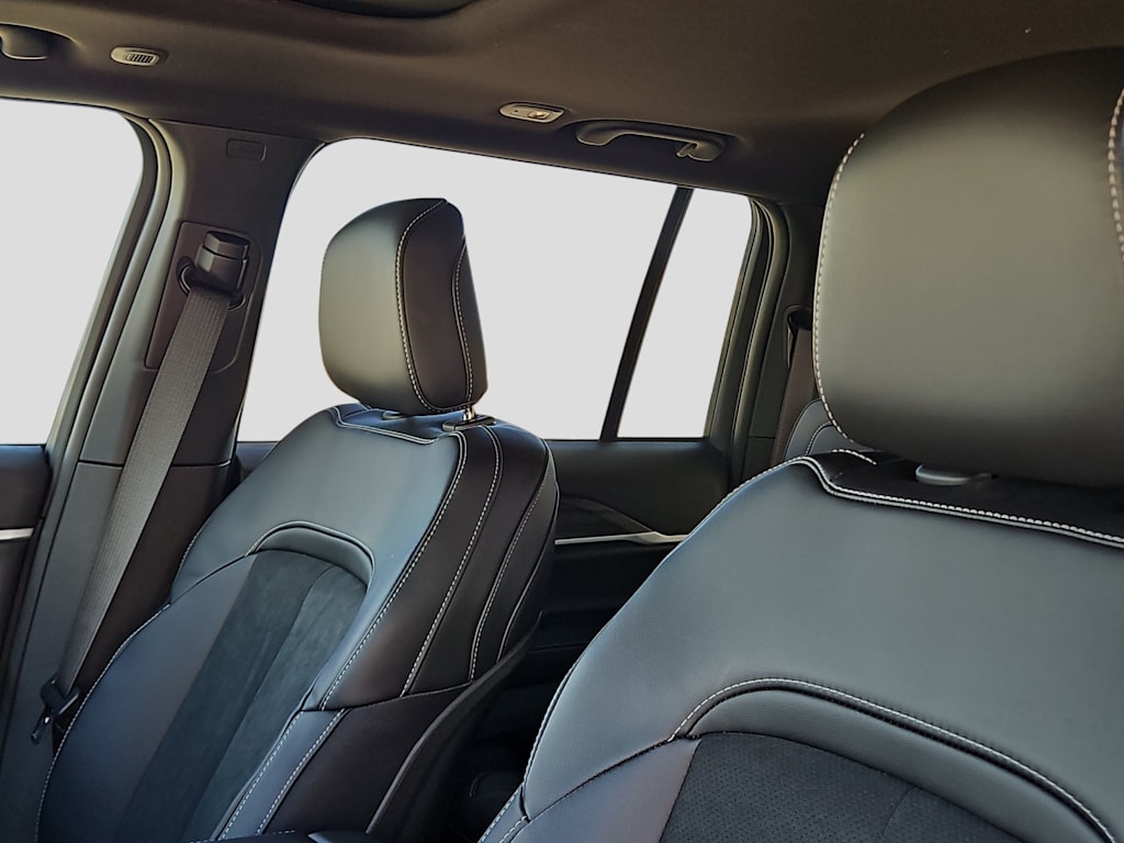 Thumbnail: 2026 Jeep Grand Cherokee - 10