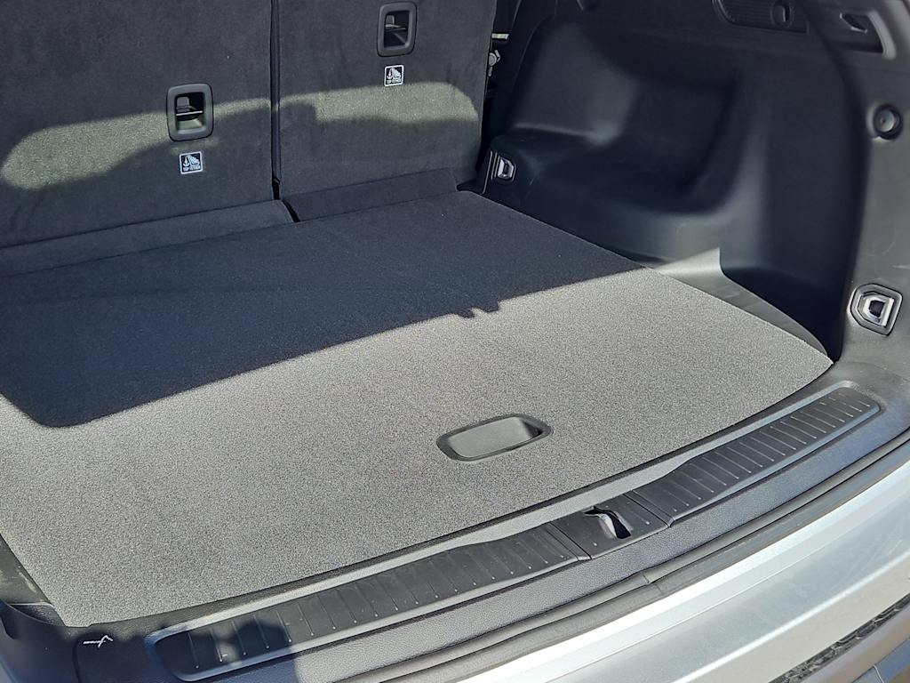 Thumbnail: 2026 Jeep Grand Cherokee - 17