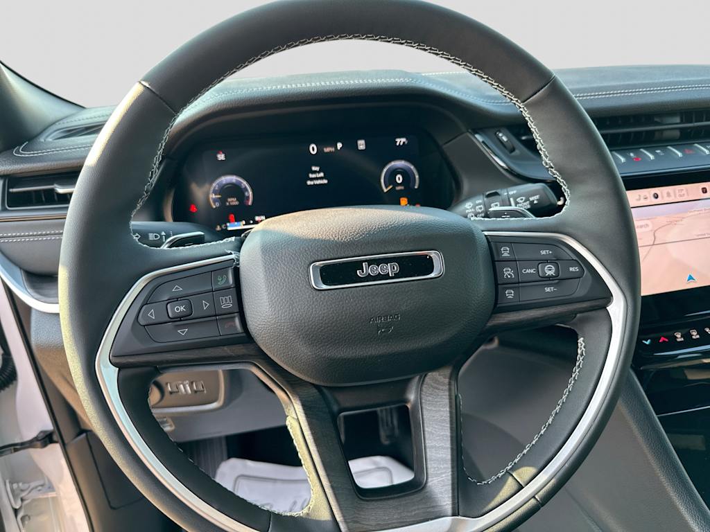 Thumbnail: 2026 Jeep Grand Cherokee - 10