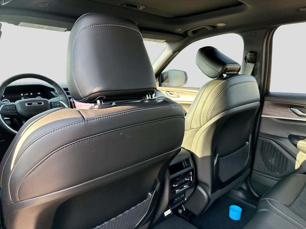 Thumbnail: 2026 Jeep Grand Cherokee - 27
