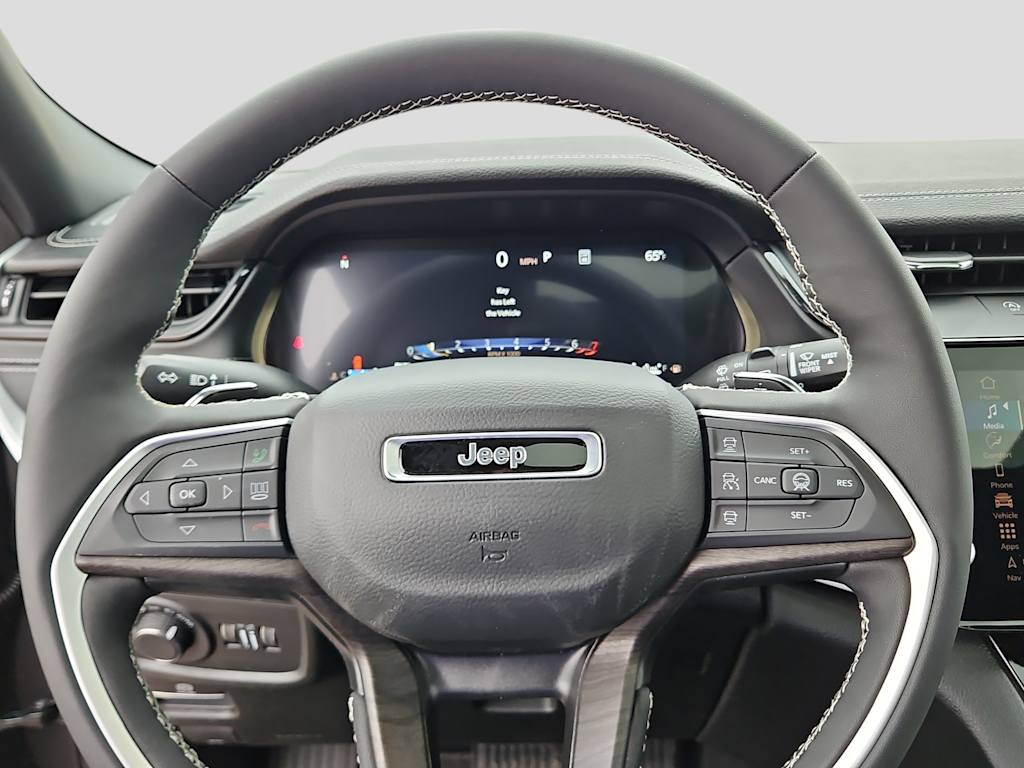 Thumbnail: 2026 Jeep Grand Cherokee - 11