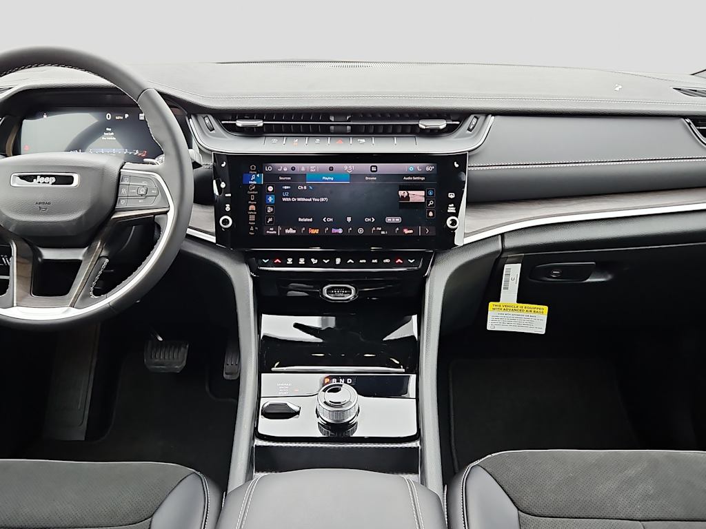 Thumbnail: 2026 Jeep Grand Cherokee - 8