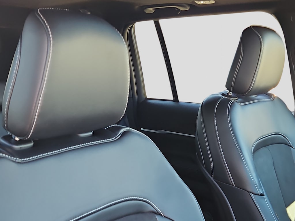 Thumbnail: 2026 Jeep Grand Cherokee - 21