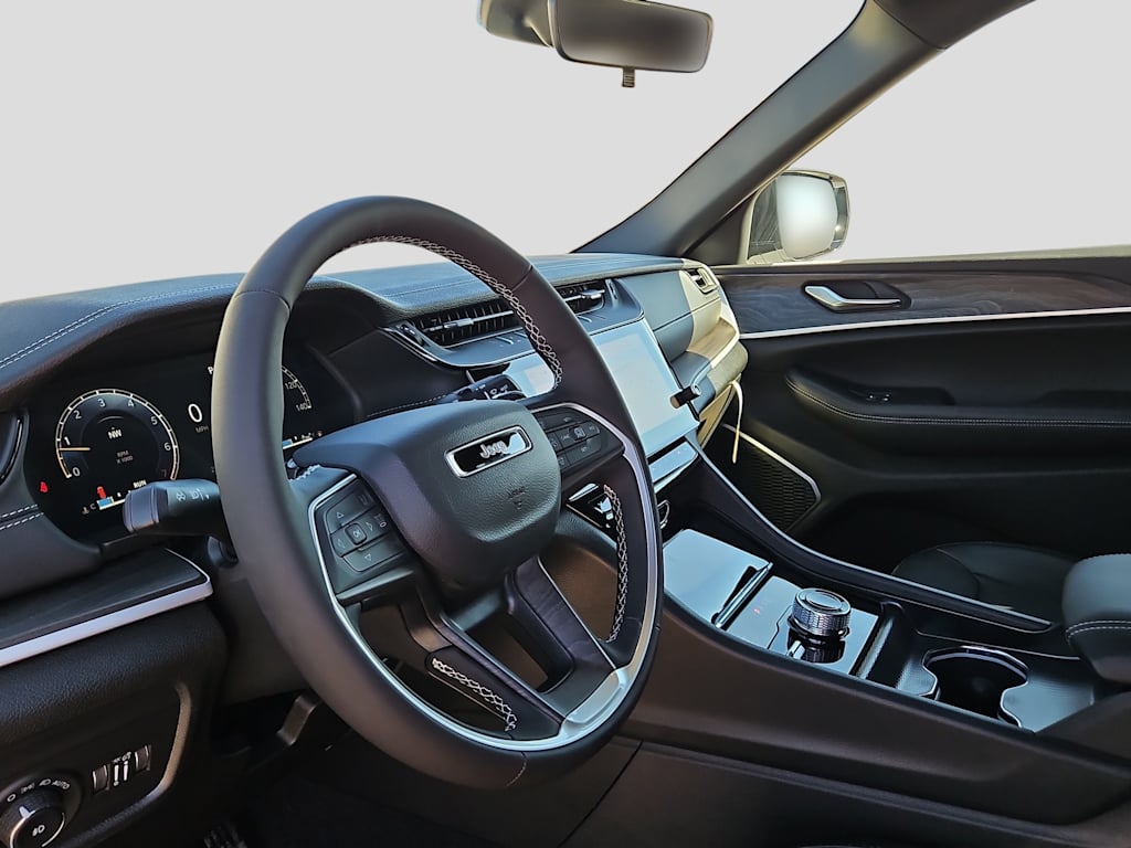 Thumbnail: 2026 Jeep Grand Cherokee - 2
