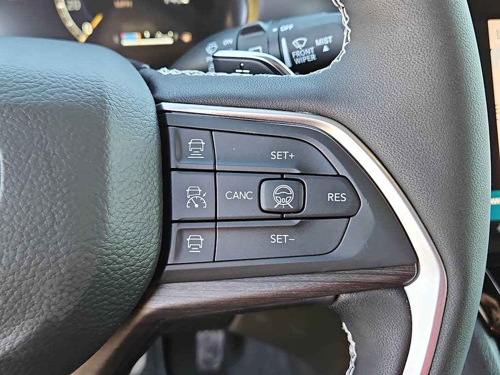 Thumbnail: 2026 Jeep Grand Cherokee - 23
