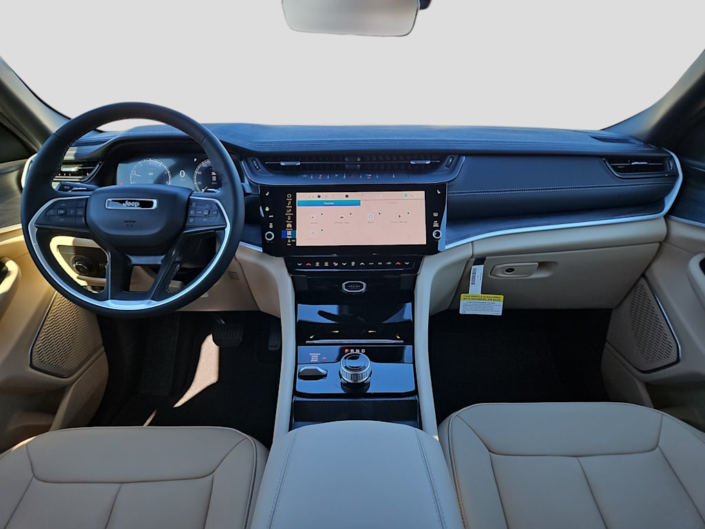 Thumbnail: 2026 Jeep Grand Cherokee - 9