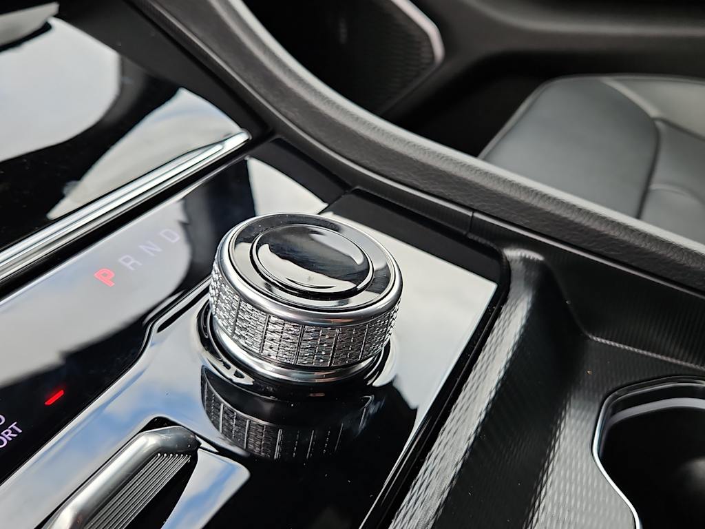 Thumbnail: 2026 Jeep Grand Cherokee - 24