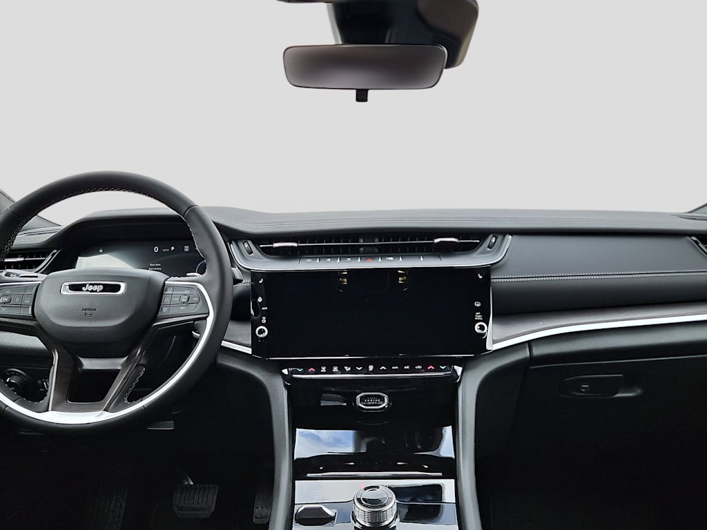 Thumbnail: 2026 Jeep Grand Cherokee - 9