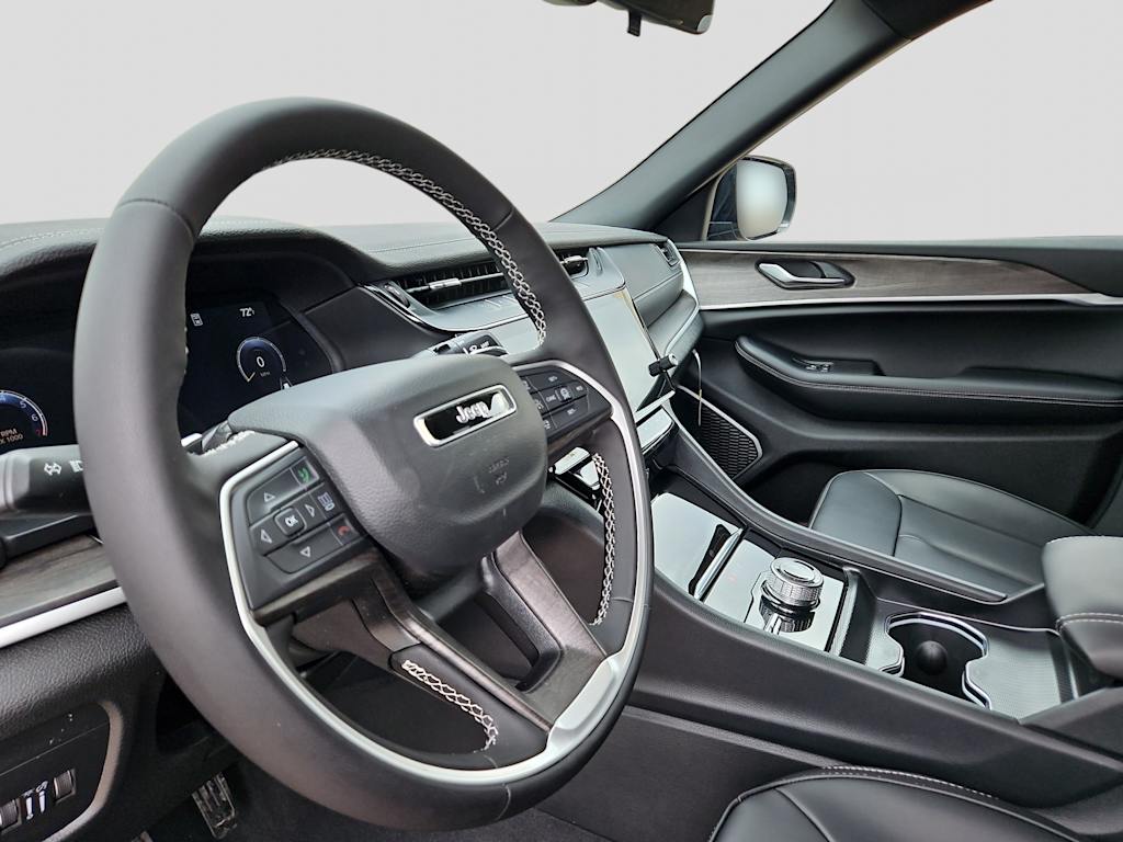 Thumbnail: 2026 Jeep Grand Cherokee - 2