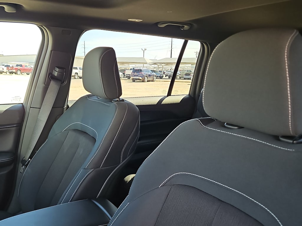 Thumbnail: 2026 Jeep Grand Cherokee L - 10