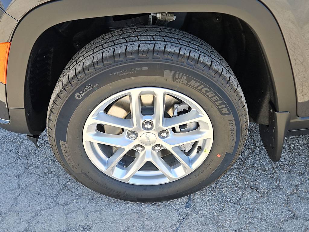 Thumbnail: 2026 Jeep Grand Cherokee L - 8