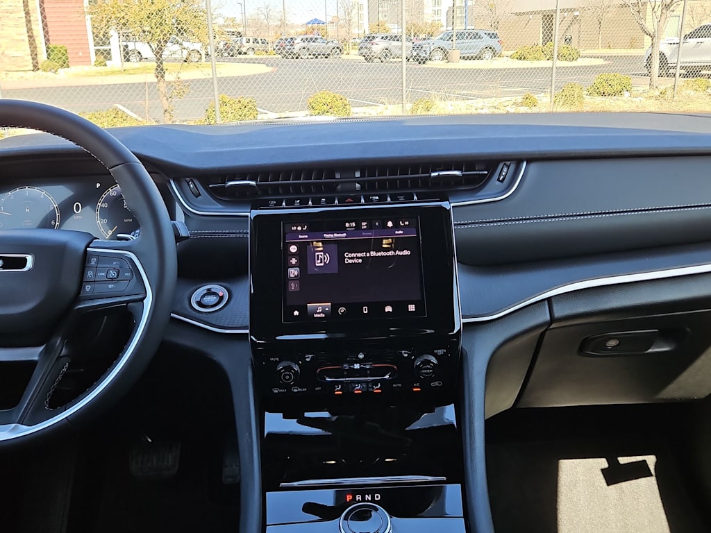 Thumbnail: 2026 Jeep Grand Cherokee L - 9