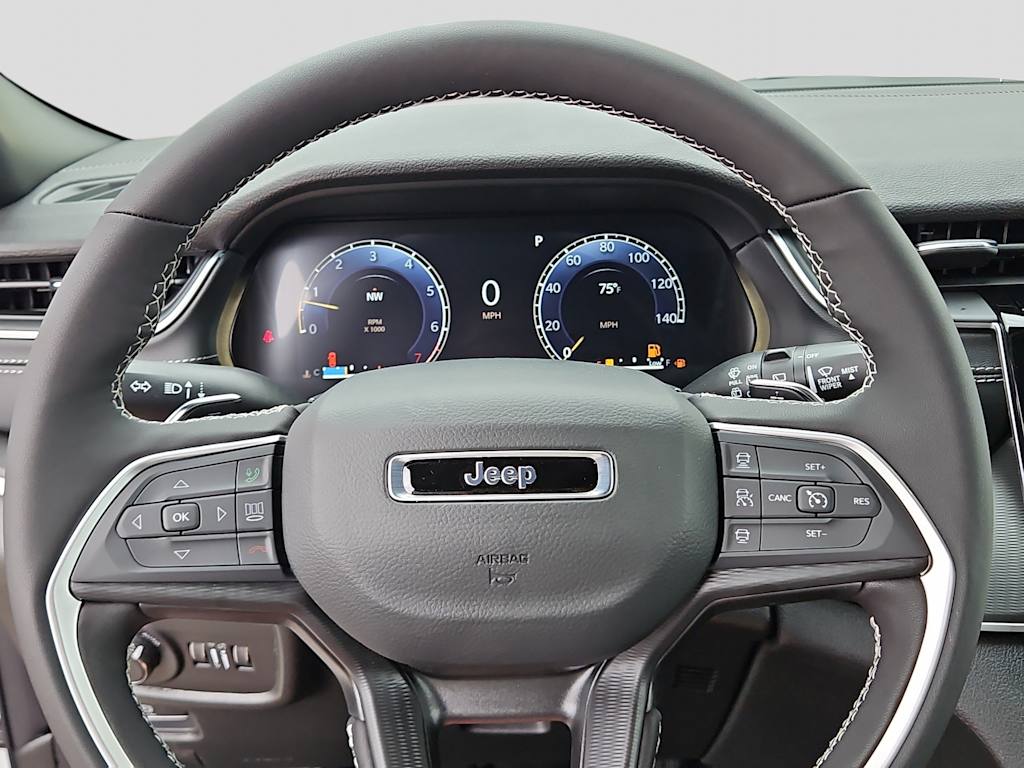 Thumbnail: 2026 Jeep Grand Cherokee L - 12