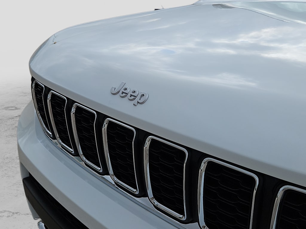 Thumbnail: 2026 Jeep Grand Cherokee L - 22