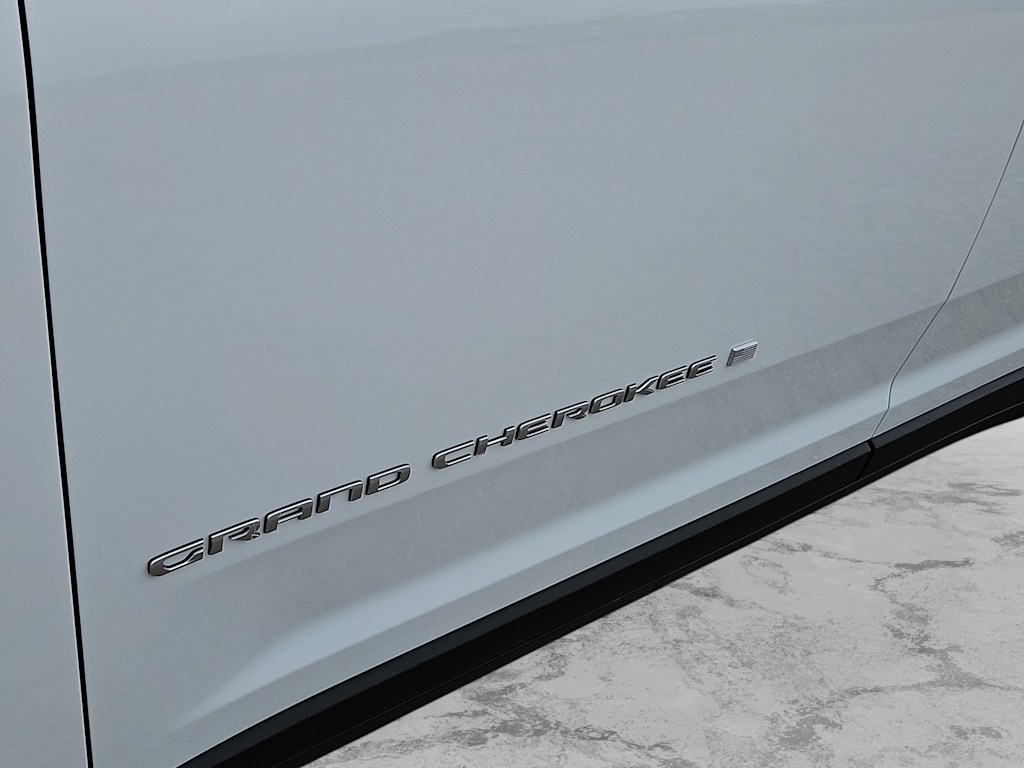 Thumbnail: 2026 Jeep Grand Cherokee L - 7