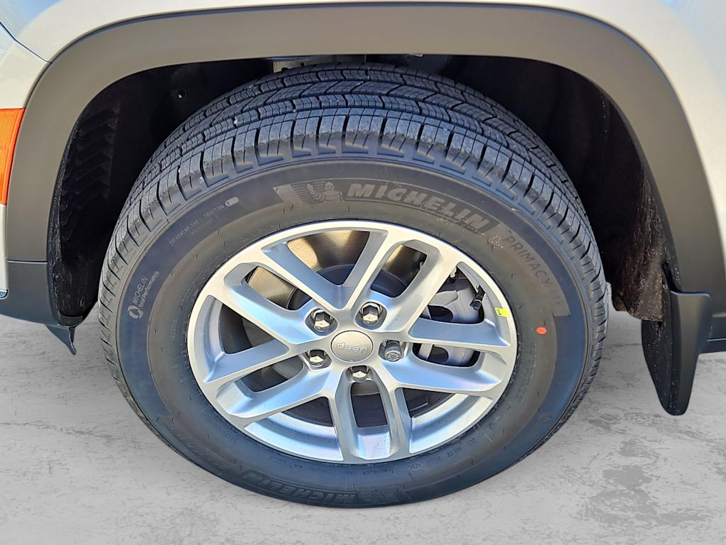 Thumbnail: 2026 Jeep Grand Cherokee L - 8