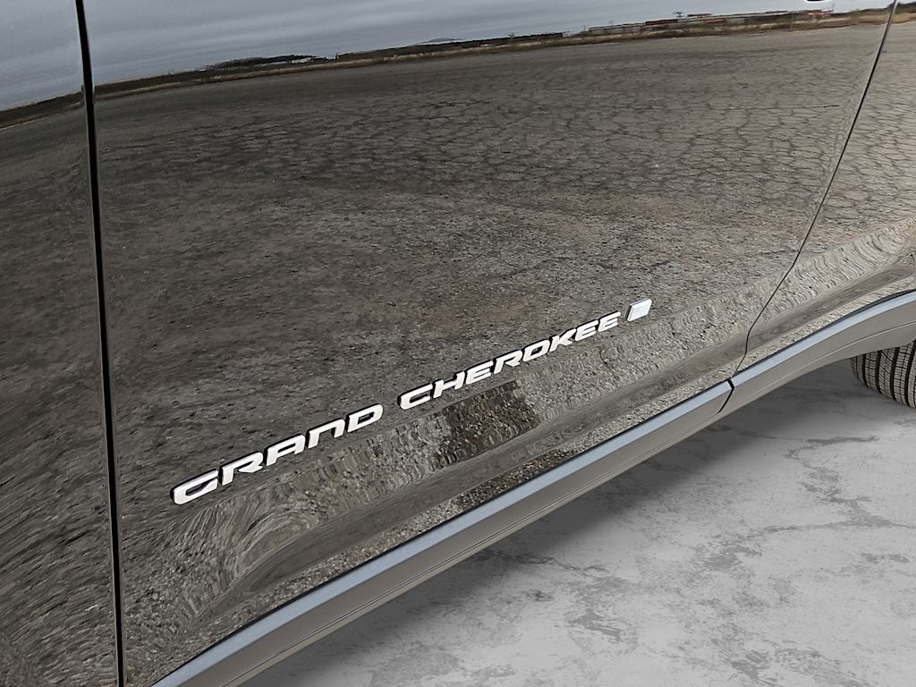 Thumbnail: 2026 Jeep Grand Cherokee L - 7