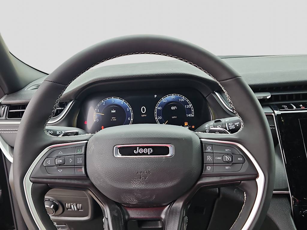 Thumbnail: 2026 Jeep Grand Cherokee L - 13
