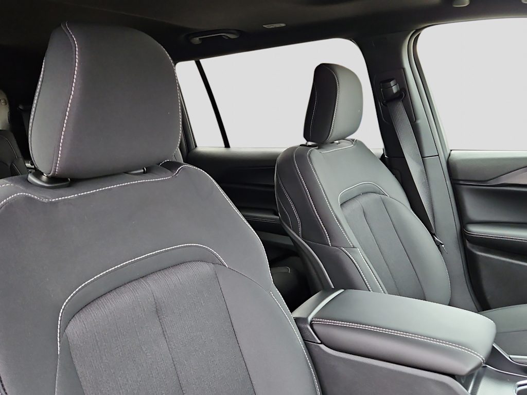 Thumbnail: 2025 Jeep Grand Cherokee L - 10