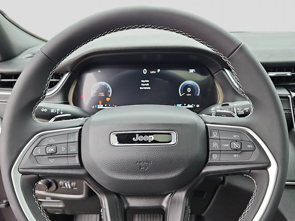 Thumbnail: 2025 Jeep Grand Cherokee L - 12