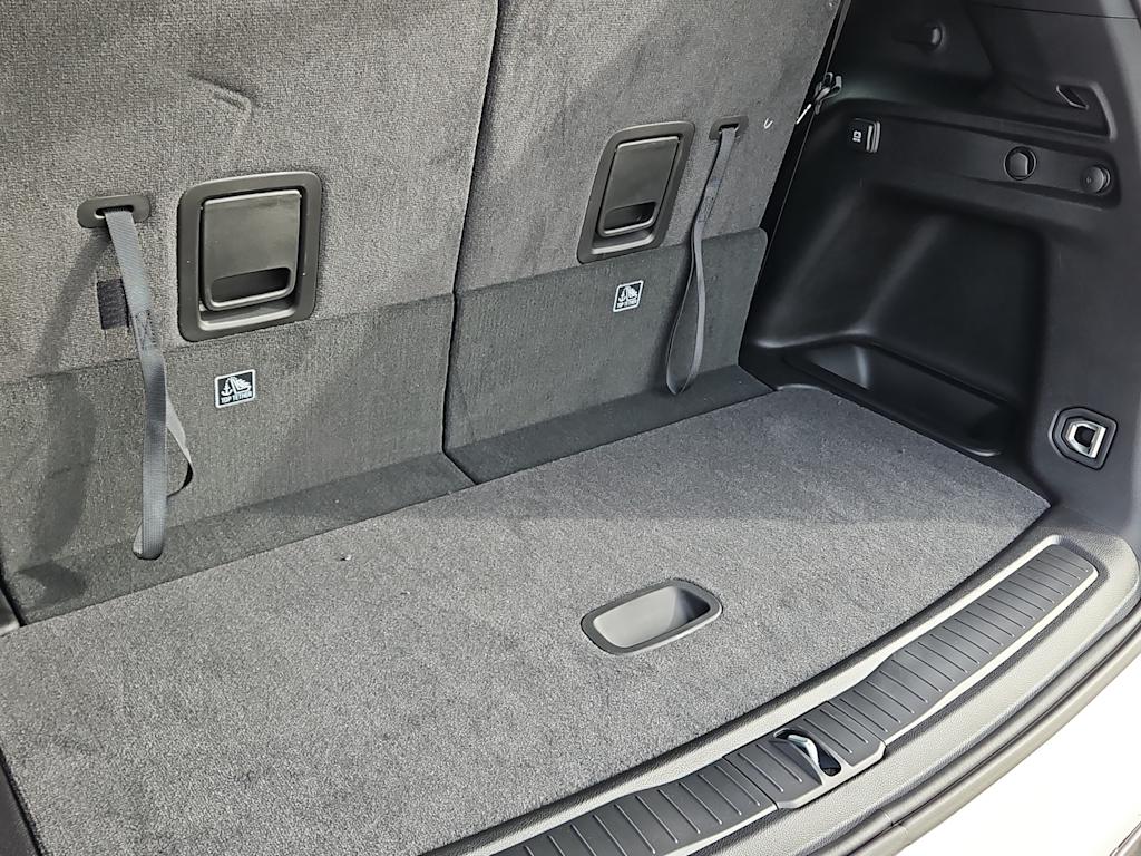 Thumbnail: 2026 Jeep Grand Cherokee L - 16