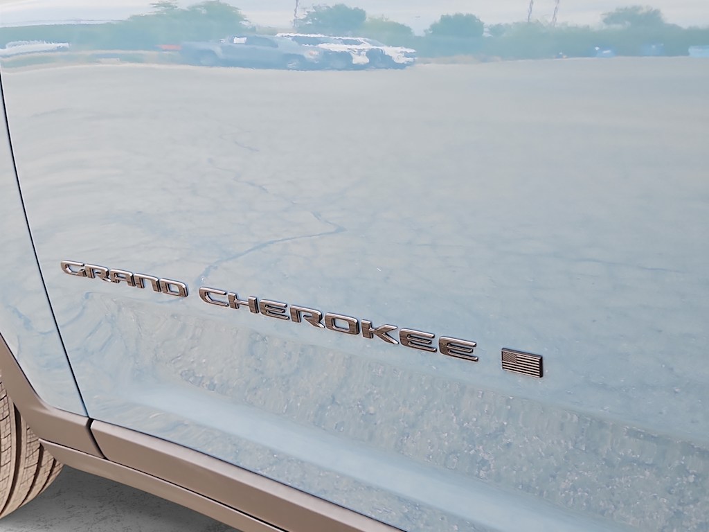 Thumbnail: 2026 Jeep Grand Cherokee L - 7