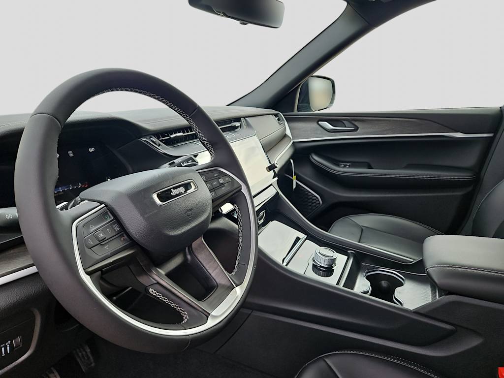 Thumbnail: 2026 Jeep Grand Cherokee L - 2