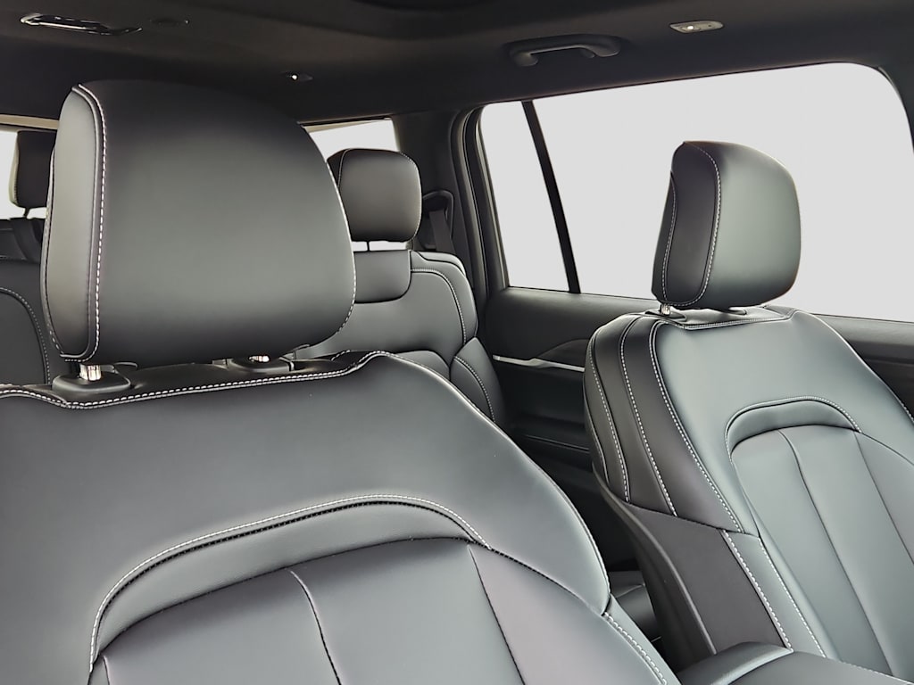 Thumbnail: 2026 Jeep Grand Cherokee L - 24