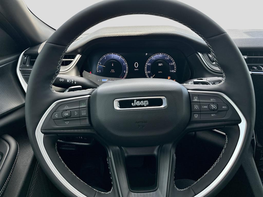 Thumbnail: 2026 Jeep Grand Cherokee L - 10