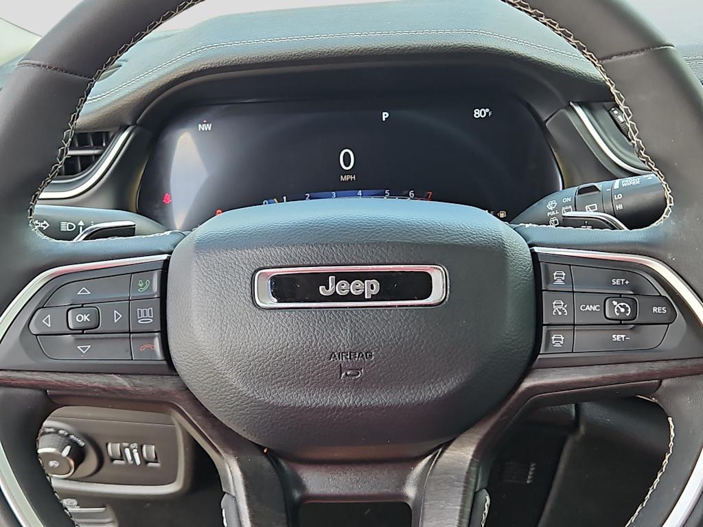 Thumbnail: 2023 Jeep Grand Cherokee L - 23