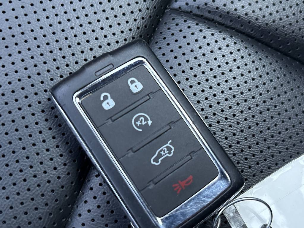 Thumbnail: 2024 Jeep Grand Cherokee L - 18