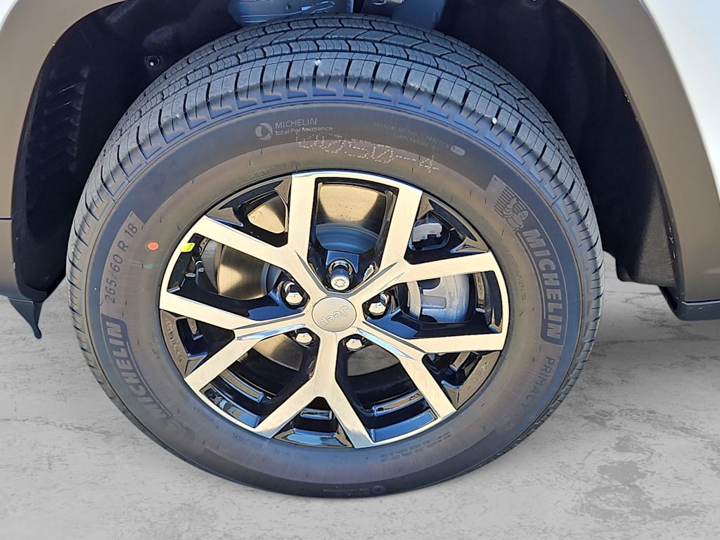 Thumbnail: 2025 Jeep Grand Cherokee L - 8