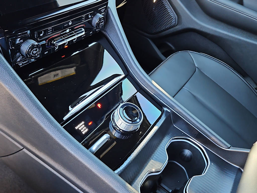 Thumbnail: 2025 Jeep Grand Cherokee L - 12