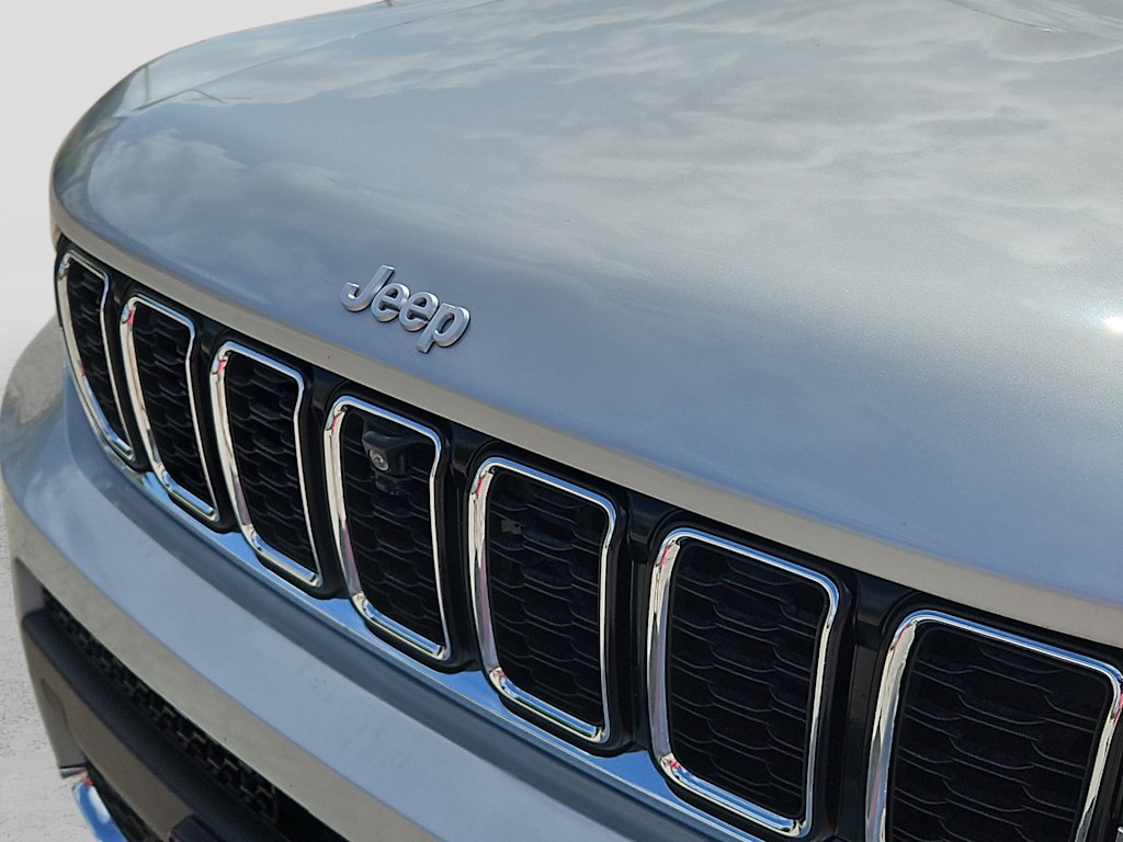 Thumbnail: 2024 Jeep Grand Cherokee L - 21