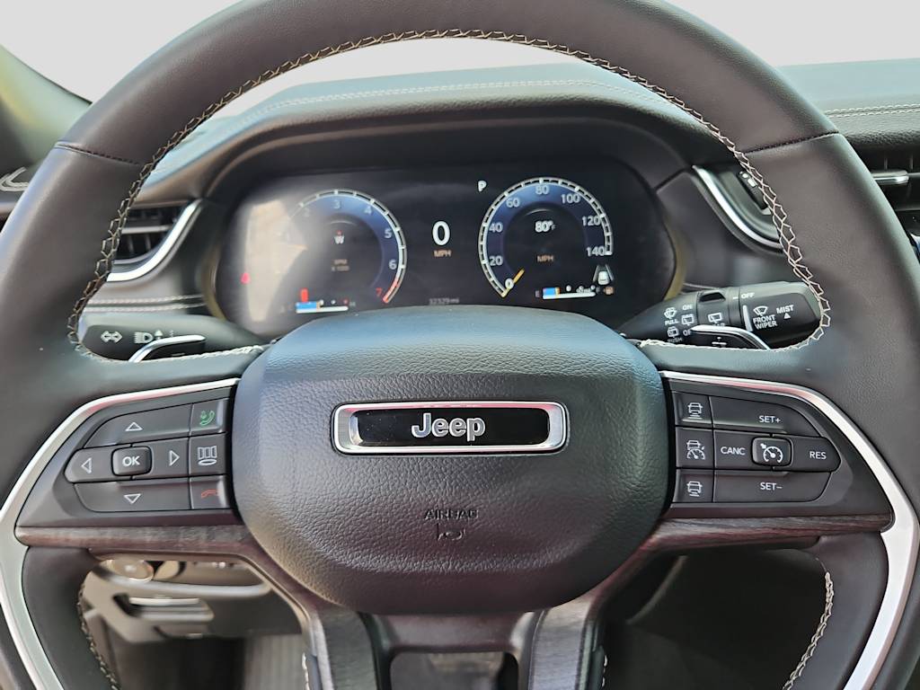 Thumbnail: 2024 Jeep Grand Cherokee L - 23
