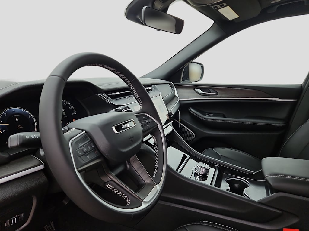 Thumbnail: 2026 Jeep Grand Cherokee L - 2