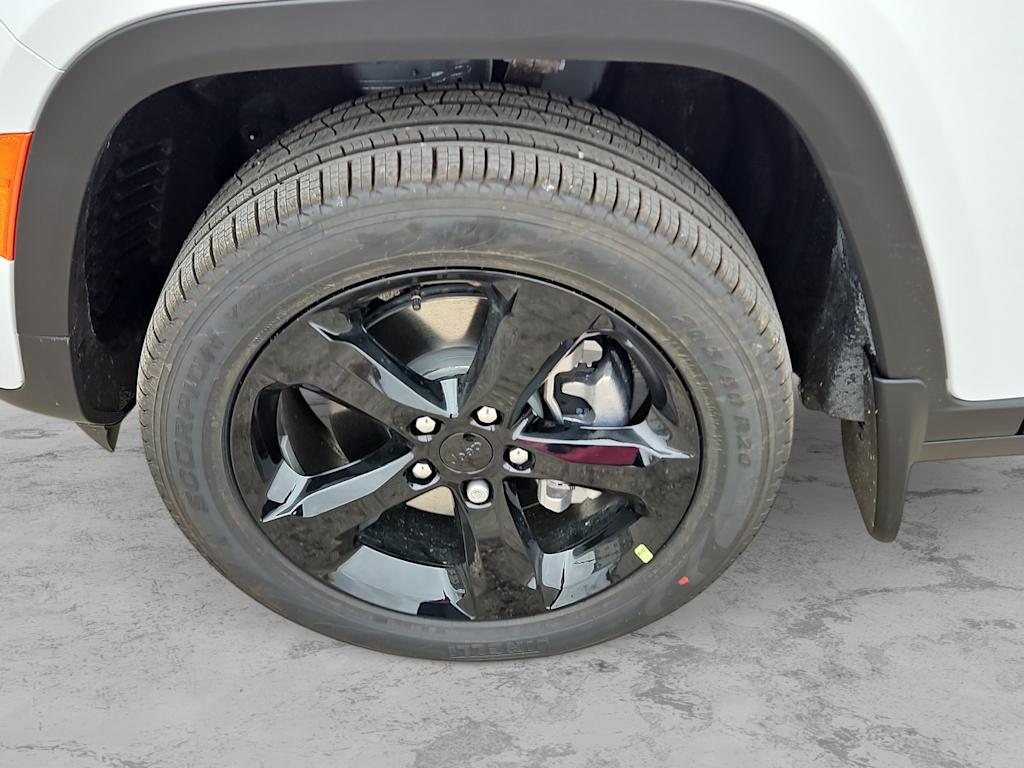 Thumbnail: 2026 Jeep Grand Cherokee L - 8