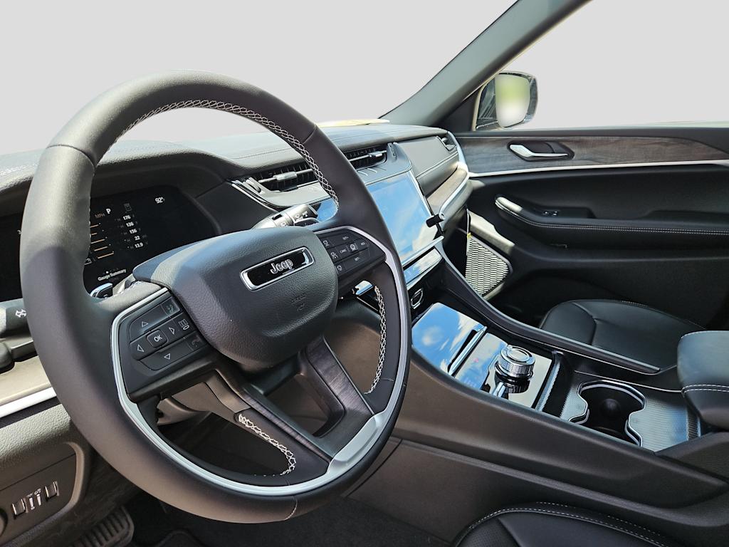 Thumbnail: 2026 Jeep Grand Cherokee L - 2