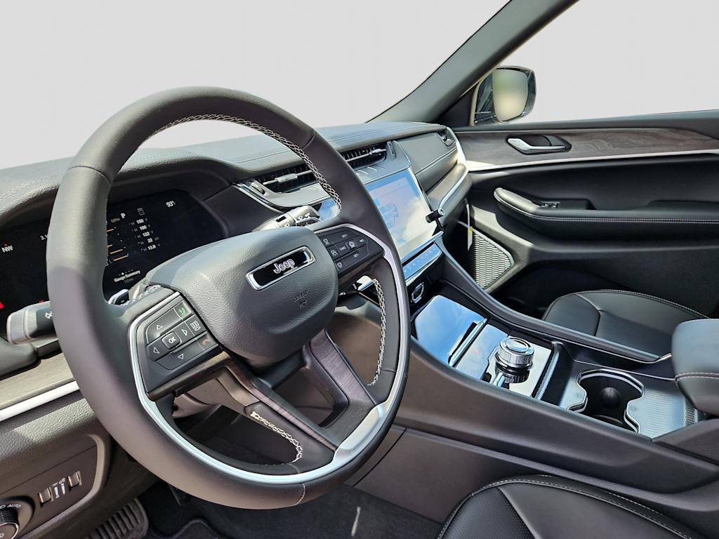 Thumbnail: 2026 Jeep Grand Cherokee L - 2