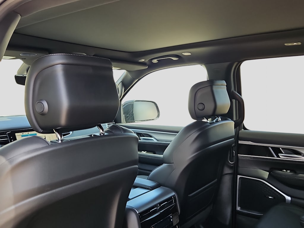 Thumbnail: 2026 Jeep Grand Wagoneer L - 23