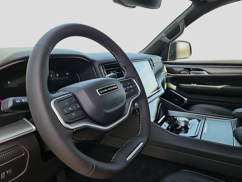 Thumbnail: 2026 Jeep Grand Wagoneer L - 2