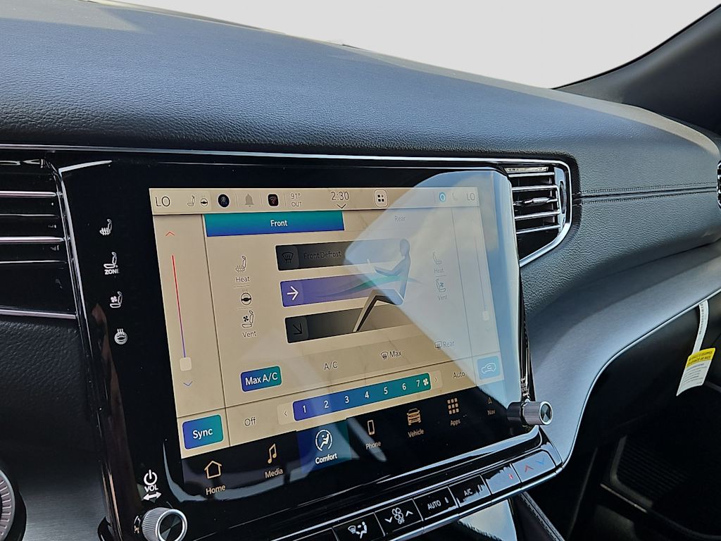 Thumbnail: 2026 Jeep Grand Wagoneer L - 24