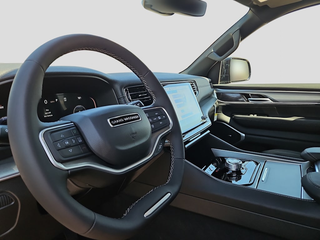 Thumbnail: 2026 Jeep Grand Wagoneer - 2